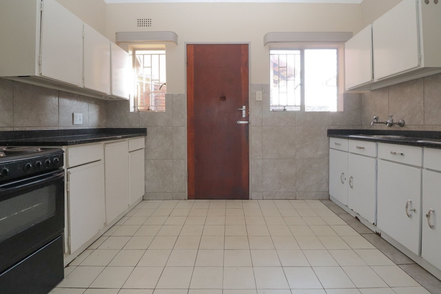 To Let 2 Bedroom Property for Rent in Meiringspark North West